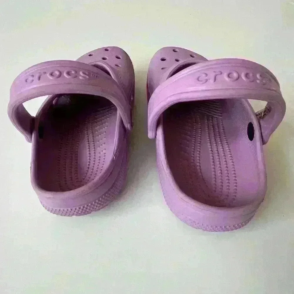 Crocs Kid’s Lavender Slingback Clog.